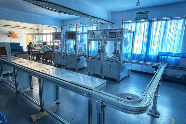 Zhejiang Galaxy Fuse Co., Ltd. luo täysin automatisoituja tuotantolinjoja PV-sulakkeiden pidikkeille